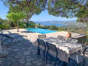 Charmante villa avec piscine à débordement aux Issambres - FR-1-768-44